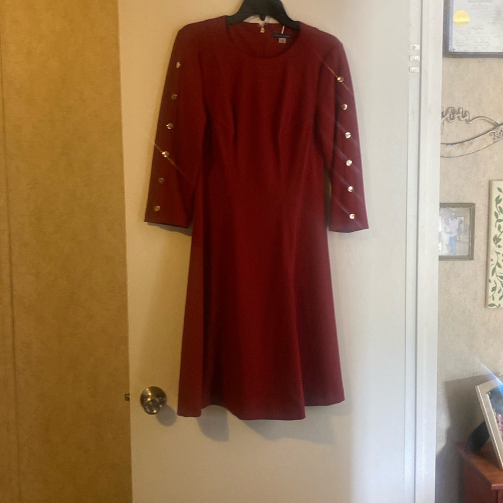 Women’s dress